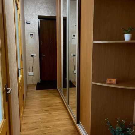 Babylon Apartments On Soborna 2rooms Rivne Exteriör bild