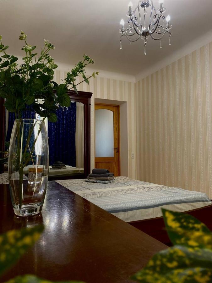 Babylon Apartments On Soborna 2rooms Rivne Exteriör bild