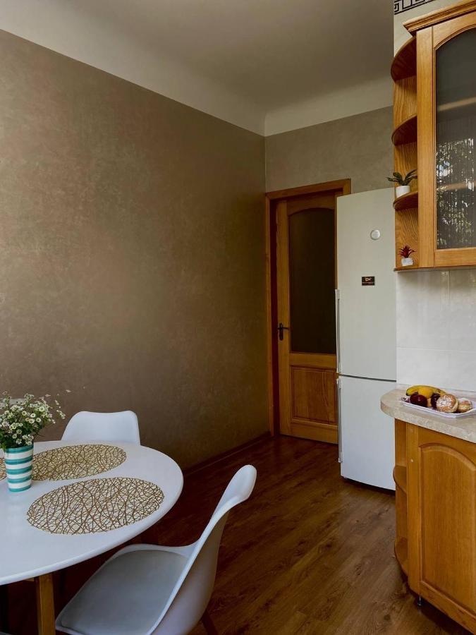 Babylon Apartments On Soborna 2rooms Rivne Exteriör bild